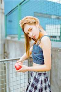 新婚夜，挺着孕肚嫁给首富老公精选全文