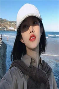 精品推介女友肤白貌美大长腿，校花醋疯了