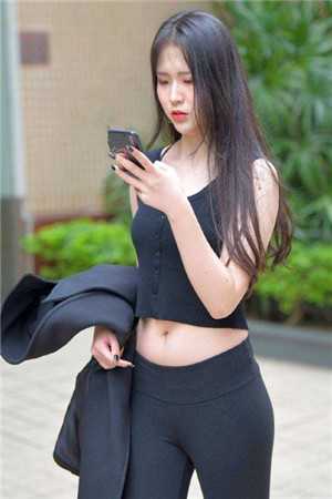 囤粮救夫：侯府夫人有神威免费小说