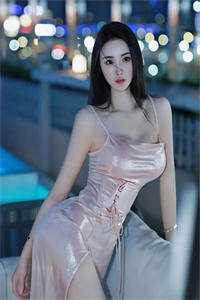 穿成暴躁反派后，他被女配贴贴了精选全文