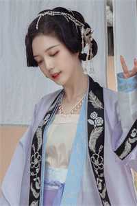 重生后我成了炒房界扛把子