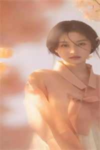 精品文离婚后，豪门大佬成了她的舔狗