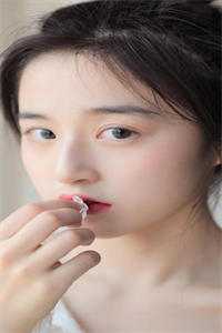 哥哥们别求了，夫人和王爷上山赏月了畅读精品