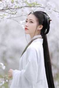 精品篇直播后,大佬们都想和我谈恋爱