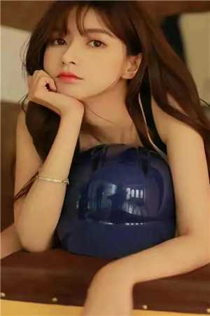 冒牌皇帝，三宫六院齐上阵