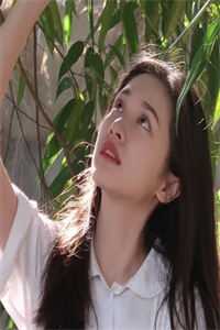 文章精选官色美人图
