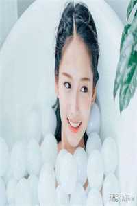 文章精选重生:开局收获校花妈妈大师级秘书!