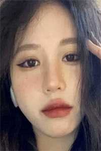 畅销书目闪婚后，宋太太她身价千万躺赢