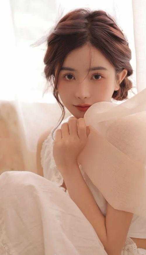 开学后，我被学姐盯上了畅读佳作