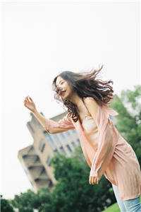 全章阅读穿成嫡女,惹上疯批后她招架不住了