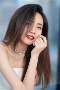 异能小农女：逃荒路上躺平了精选