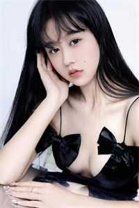 真千金穿书后，小白花黑化成了姐控顾瑶瑶冯晓后续+全文