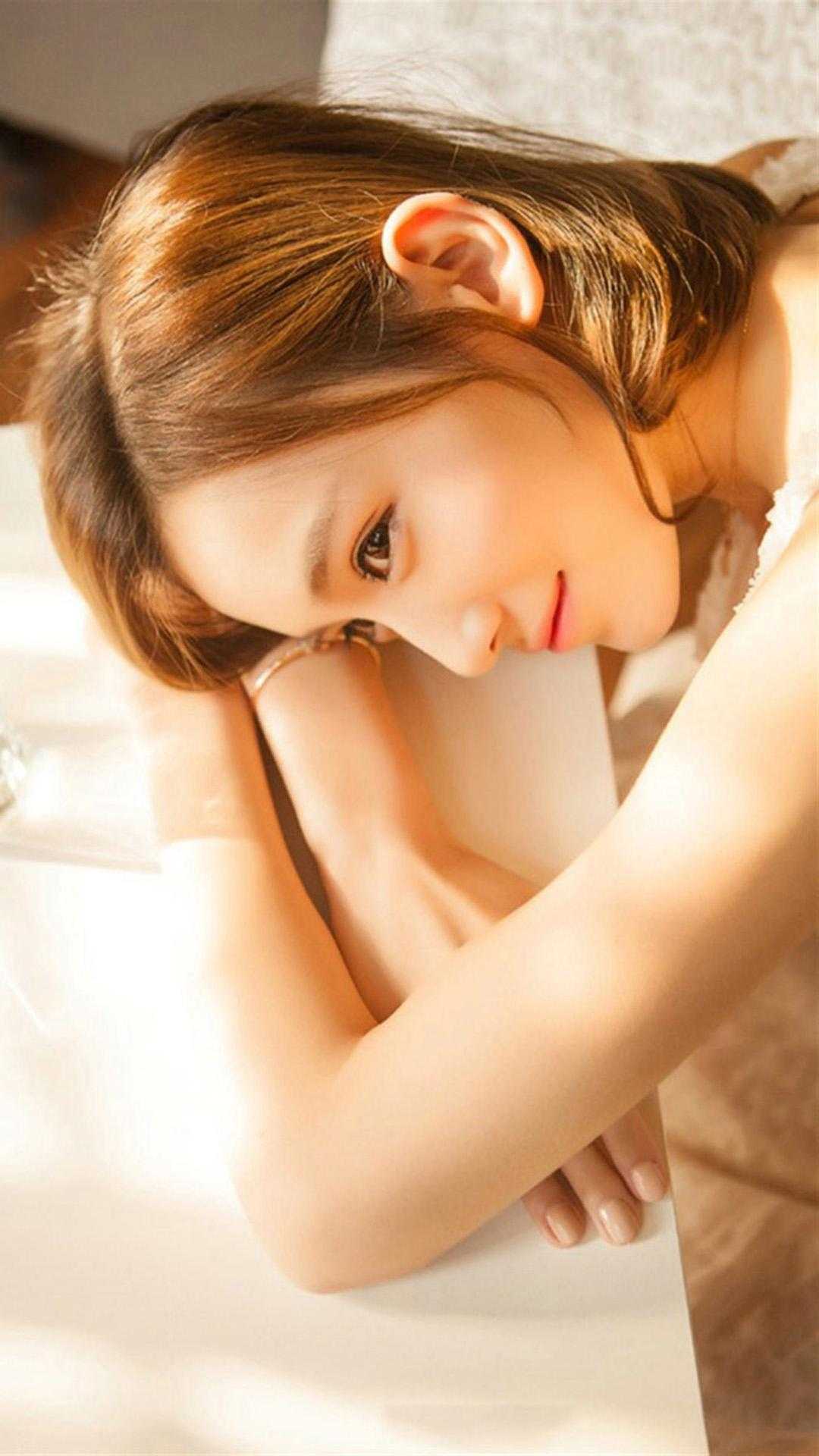 他迟来的深情主角是