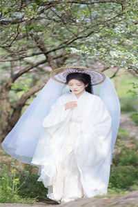 为留住皇后娘娘，陛下开始用男色了凤宁萱萧赫番外+无删减版