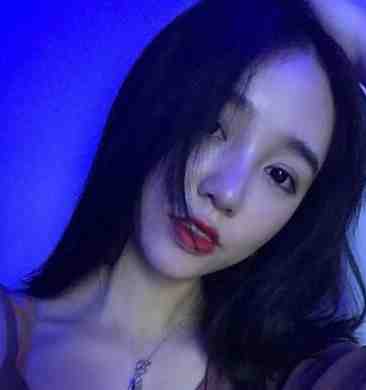 开局迎娶女杀神，助她造反称帝！抖音