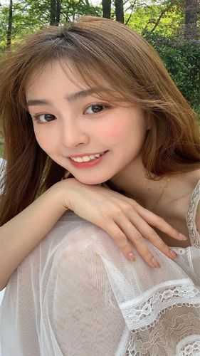 被蛇妖冒充龙族公主身份后，我成了女帝必读文