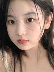 为留住皇后娘娘，陛下开始用男色了:番外+无删减版