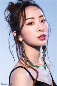 怀孕后，凤凰男恶婆婆演都不演了小说