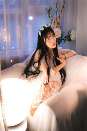 攻略失败忘记未婚妻后，她追悔莫及短篇