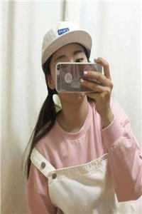 一睁眼，疯批王爷总对我投怀送抱唐星雅齐王全文