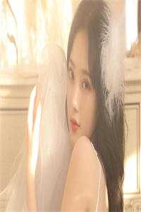 在婚礼上被低价拍卖后，我主动把自己装进箱子里无删减版