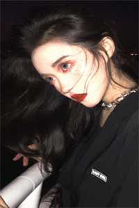 闪婚后，老公竟是亿万富翁
