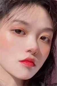 小说玄学大佬升官发财后，九王爷赖着不走了