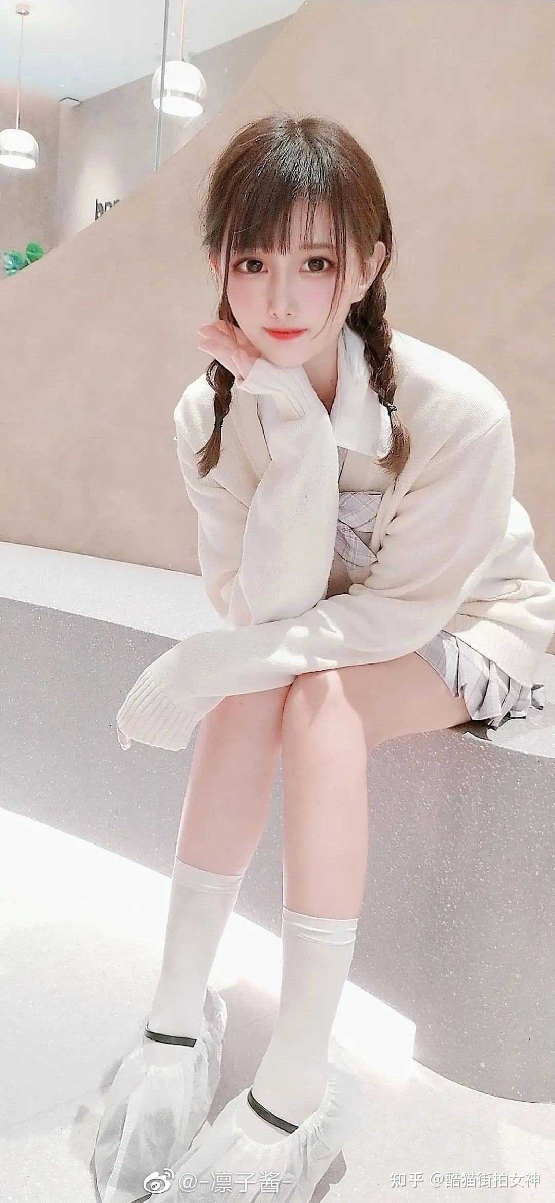 无弹窗闪婚后，成了隐形大佬的药瘾