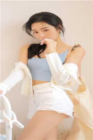 小说全集重生千年：开局收养未来女帝