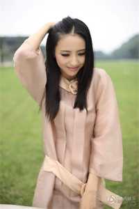 趁女兄弟憨憨，忽悠她给我当老婆精品推荐