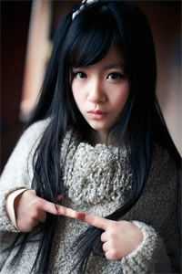 畅销小说救命，喝醉酒和女神结婚了