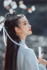 玫瑰惹清风