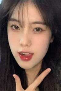 上班摸鱼被抓，反手拉女总裁下水精修版