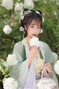 穿成恶毒女配，我陪大佬东山再起精品阅读
