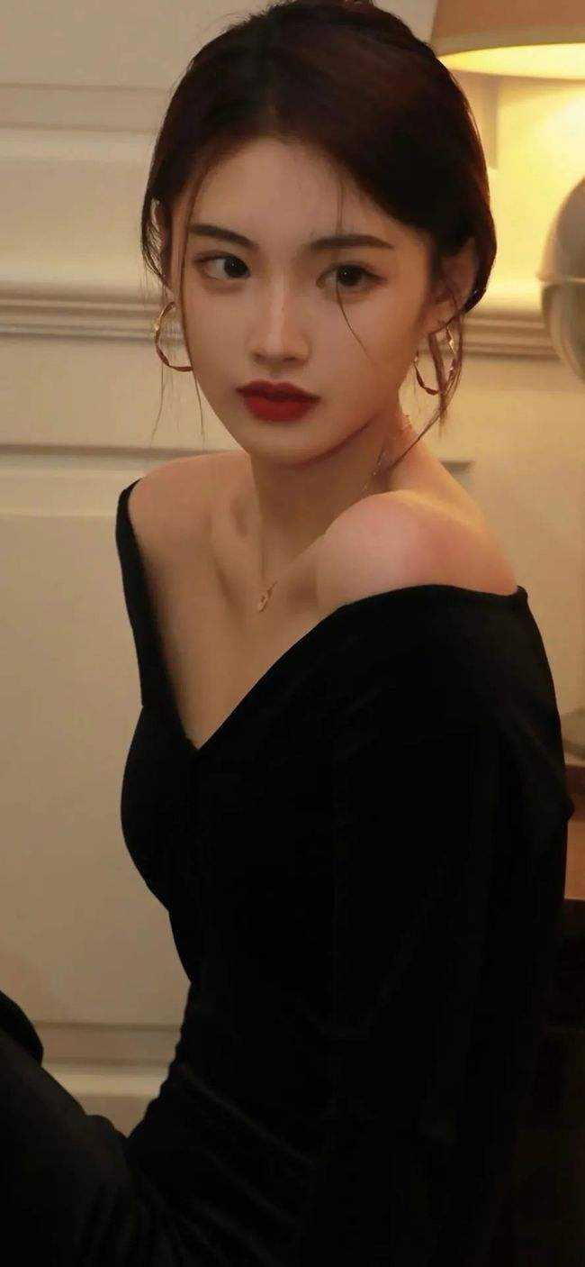 畅销小说推荐重生后，我和小师妹交换师尊