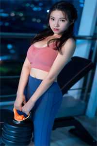 月子期间，老公送小青梅百万三金男女主人公