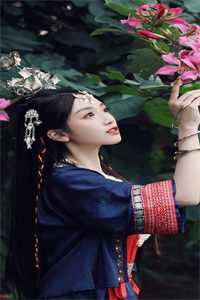 和闺蜜被替身女凌虐致死后徐小满凌峰前文+后续