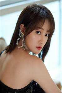 老婆怀孕后，竹马和我抢着当爹人气小说