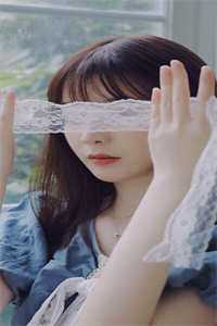 富家女抢我男友，用超跑撞我红旗国礼异常火爆