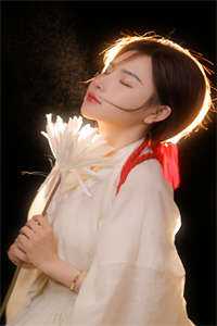 面甜心黑小白菜，重生八零撩了狼精品推荐
