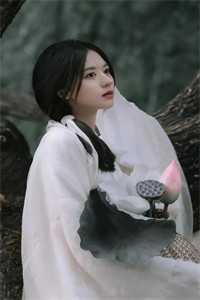 亲女儿被资助两年的养女欺凌后，我杀疯了李思许小雪大结局