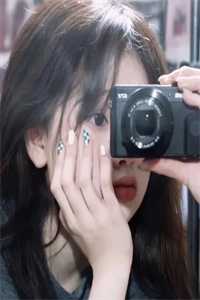 养女拍卖我亲生女儿的视频，我点天灯后她跪了无删减全文