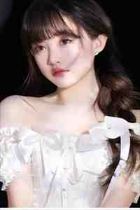 别家小妾，钻进太傅怀里哭唧唧全篇
