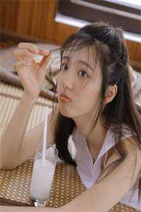 多事老太将乖巧女儿推给我小说