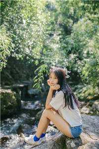 女帝曝光：假太监攻略朝堂