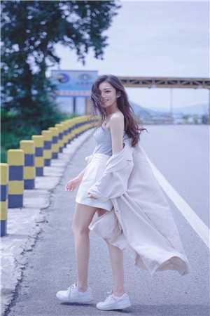重生后，她被阴鸷总裁吻到哭免费